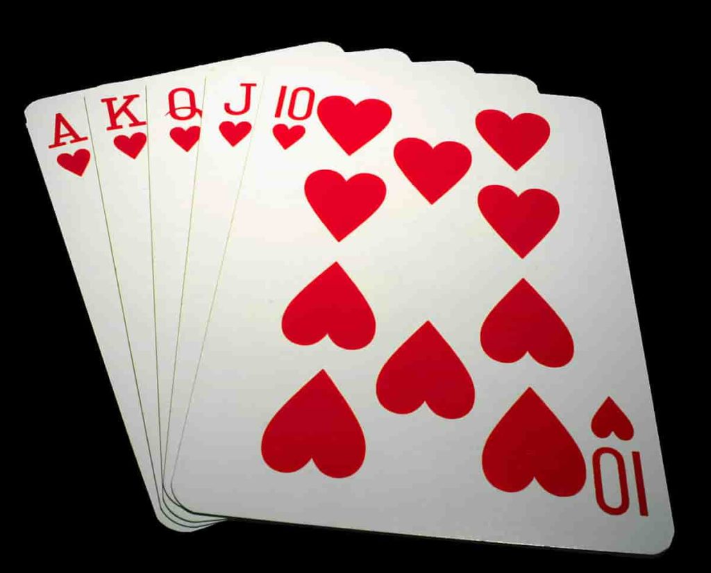 Comment compter les cartes au poker ? Quelles sont les mains possibles au poker ?