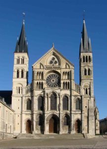 Basilique Saint-Remi de Reims du bapteme de Clovis